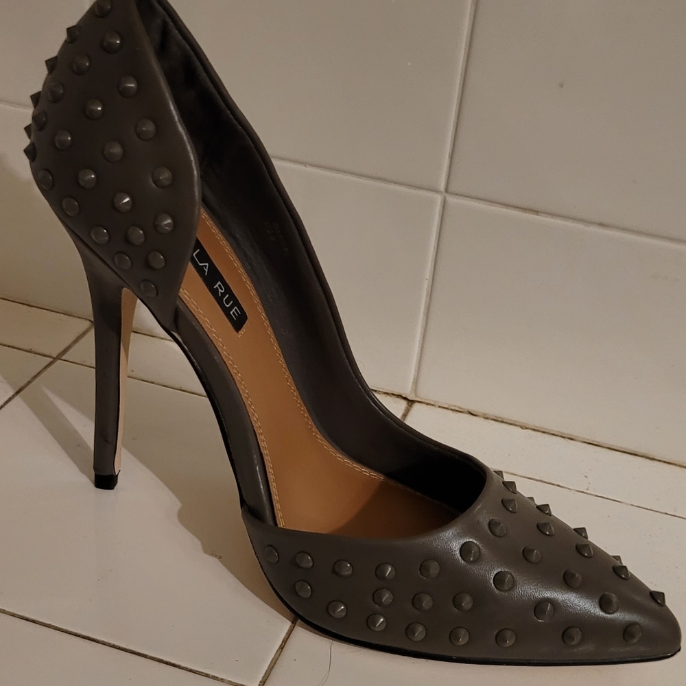 Izabella Rue New Heels - Picture 3 of 7